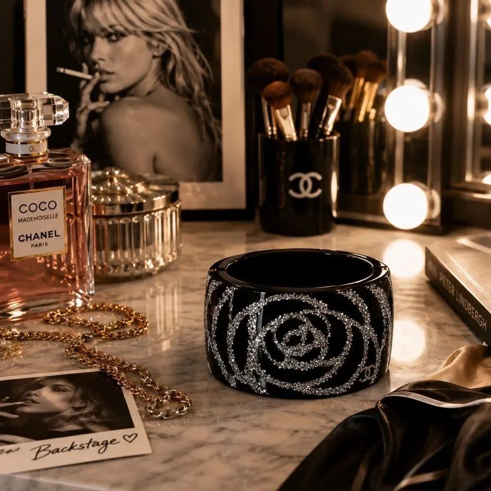 🌺Chanel🌺Glitter Camellia Rose Wide Resin CC Hinged Bracelet